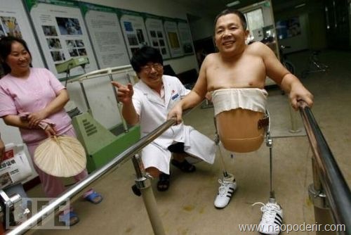 [half_man_08[2].jpg]